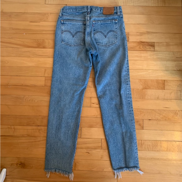 Levi’s wedgie jeans - Picture 2 of 3